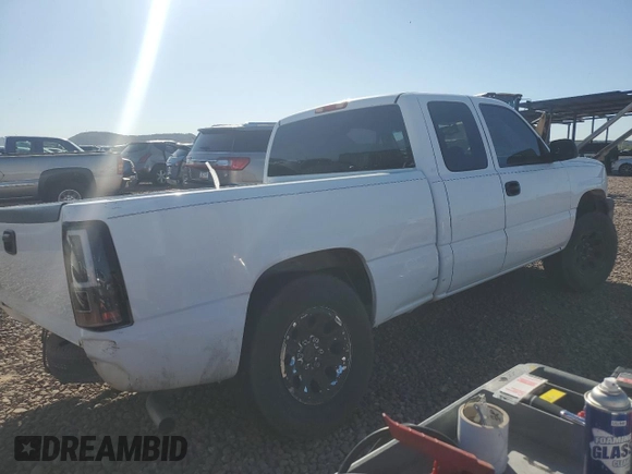 2004 Chevrolet Silverado 1500 Work Truck with VIN 1GCEC19V84E385253, listed as a Copart auction lot 49457334 with 0 mi miles and Salvage Title. Bid and sale history available at carsss.com. Image 3.