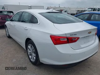2025 Chevrolet Malibu LT with VIN 1G1ZD5ST5SF130350, listed as a IAAI auction lot 42140549 with 15,639 mi miles and . Bid and sale history available at DreamBid. Image 3.