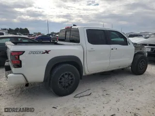 2022 Nissan Frontier SV with VIN 1N6ED1EJ7NN610096, listed as a Copart auction lot 82620234 with 26,193 mi miles and Salvage Title. Bid and sale history available at carsss.com. Image 3.