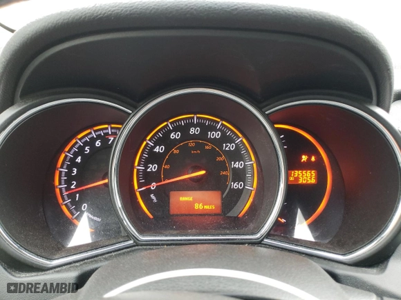 2010 Nissan Murano SL with VIN JN8AZ1MW8AW138080, listed as a Copart auction lot 82332424 with 135,565 mi miles and Salvage Title. Bid and sale history available at carsss.com. Image 9.