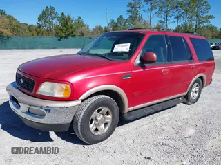 1998 Ford Expedition XLT with VIN 1FMRU17L1WLA47560, listed as a IAAI auction lot 41714605 with 121,523 mi miles. Bid and sale history available at carsss.com. Image 2.