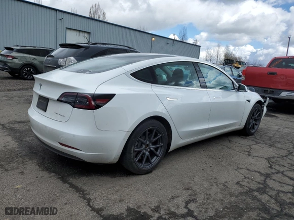 2019 Tesla Model 3 Long Range with VIN 5YJ3E1EB8KF493316, listed as a Copart auction lot 45589615 with 30,216 mi miles and Salvage Title. Bid and sale history available at carsss.com. Image 3.