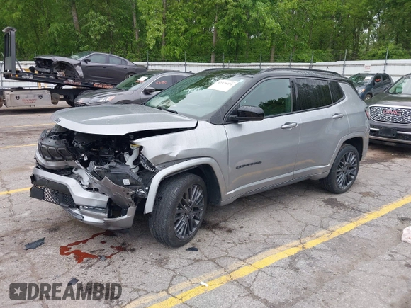 2022 Jeep Compass Limited with VIN 3C4NJDCB0NT108670, listed as a IAAI auction lot 42379451 with 42,170 mi miles and . Bid and sale history available at DreamBid. Image 17.