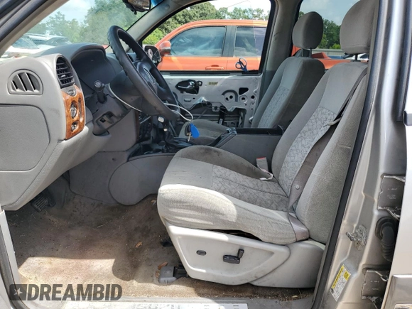 2006 Isuzu Ascender S z VIN 4NUES16S566701576, wystawiony jako Copart lot #64504984 z przebiegiem 231 659 mil mil oraz Szkoda całkowita • Salvage title. Historia ofert i sprzedaży dostępna na DreamBid. Obrazek 7.