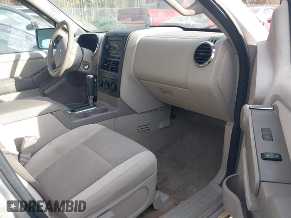 2006 Ford Explorer XLS with VIN 1FMEU62E36UB34651, listed as a IAAI auction lot 41659061 with 160,302 mi miles. Bid and sale history available at carsss.com. Image 5.