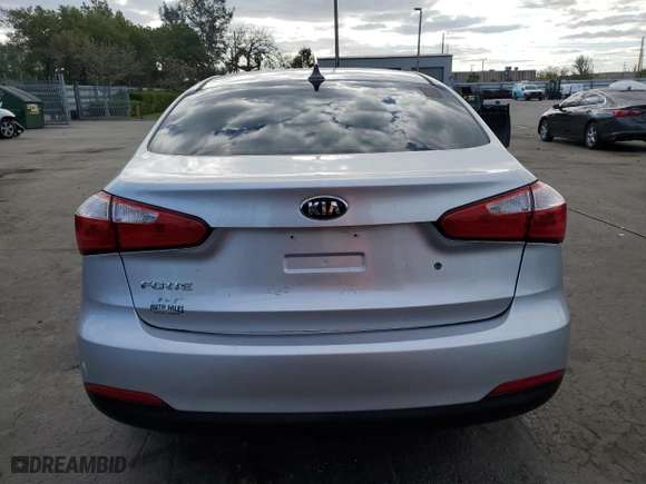 2015 Kia Forte LX with VIN KNAFK4A64F5316508, listed as a Copart auction lot 52952345 with 138,669 mi miles and Clean Title. Bid and sale history available at carsss.com. Image 6.