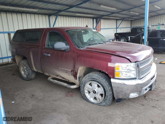 2013 Chevrolet Silverado 1500 LT with VIN 1GCNKSE0XDZ146055, listed as a Copart auction lot 81398734 with 114,974 mi miles and Salvage Title. Bid and sale history available at carsss.com. Image 4.