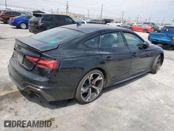 2021 Audi RS 5 Sportback z VIN WUAAWCF53MA904838, wystawiony jako Copart lot #56450664 z przebiegiem 46 020 mil mil oraz Szkoda całkowita • Salvage title. Historia ofert i sprzedaży dostępna na DreamBid. Obrazek 3.