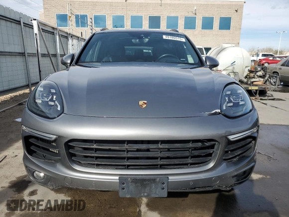 2017 Porsche Cayenne S z VIN WP1AB2A28HLA52849, wystawiony jako Copart lot #49186515 z przebiegiem 79 763 mil mil oraz Szkody całkowita. Historia ofert i sprzedaży dostępna na DreamBid. Obrazek 5.