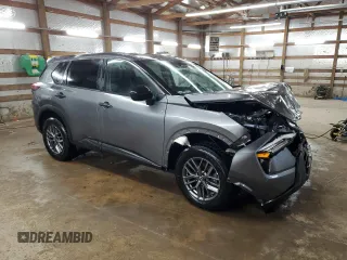2024 Nissan Rogue S with VIN 5N1BT3AB9RC699606, listed as a Copart auction lot 53701385 with 31,471 mi miles and Salvage Title. Bid and sale history available at DreamBid. Image 4.