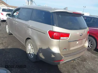 2015 Kia Sedona LX with VIN KNDMB5C15F6044093, listed as a IAAI auction lot 41843977 with 169,157 mi miles. Bid and sale history available at carsss.com. Image 3.