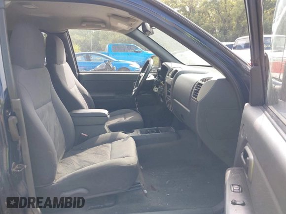2004 Chevrolet Colorado LS ZQ8 with VIN 1GCCS196948145629, listed as a IAAI auction lot 40284752 with 172,719 mi miles. Bid and sale history available at carsss.com. Image 5.