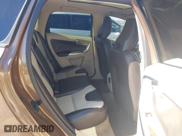 2010 Volvo XC60 3.2L with VIN YV4982DL5A2072427, listed as a IAAI auction lot 41779880 with 94,333 mi miles. Bid and sale history available at carsss.com. Image 8.