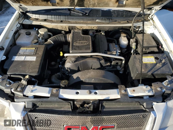 2005 GMC Envoy SLT with VIN 1GKDT13S452369908, listed as a Copart auction lot 49643375 with 0 mi miles and Salvage Title. Bid and sale history available at carsss.com. Image 12.