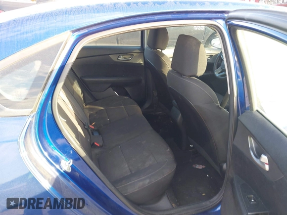 2019 Kia Forte LXS with VIN 3KPF24AD7KE031575, listed as a IAAI auction lot 41970367 with 189,353 mi miles and . Bid and sale history available at carsss.com. Image 8.