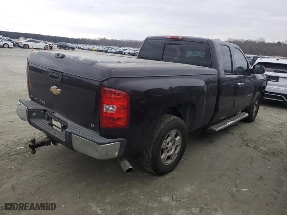 2008 Chevrolet Silverado 1500 LT w/2LT with VIN 2GCEC19J181266349, listed as a Copart auction lot 43230045 with 204,540 mi miles and Salvage Title. Bid and sale history available at carsss.com. Image 3.