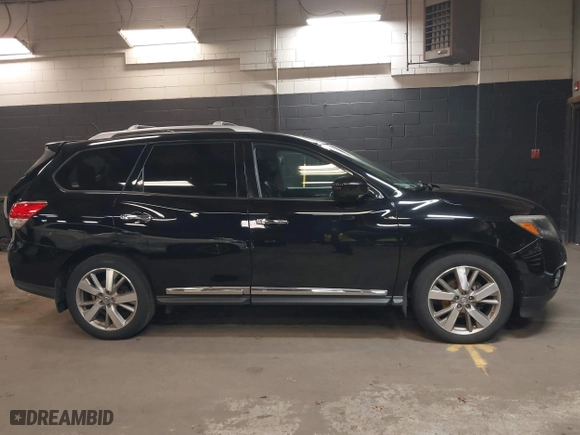 2014 Nissan Pathfinder S with VIN 5N1AR2MM3EC699242, listed as a IAAI auction lot 41848681 with 91,758 mi miles. Bid and sale history available at carsss.com. Image 13.