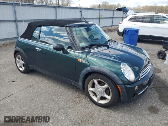 2005 MINI Convertible with VIN WMWRF33475TG10019, listed as a Copart auction lot 53307005 with 124,353 mi miles and Clean title. Bid and sale history available at DreamBid. Image 4.