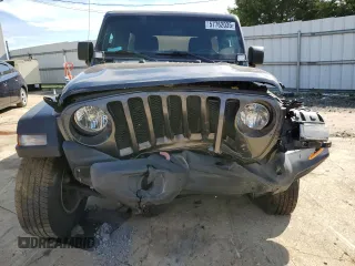 2018 Jeep Wrangler Unlimited Sport S with VIN 1C4HJXDG9JW273212, listed as a Copart auction lot 57762035 with 79,678 mi miles and Salvage title. Bid and sale history available at DreamBid. Image 5.