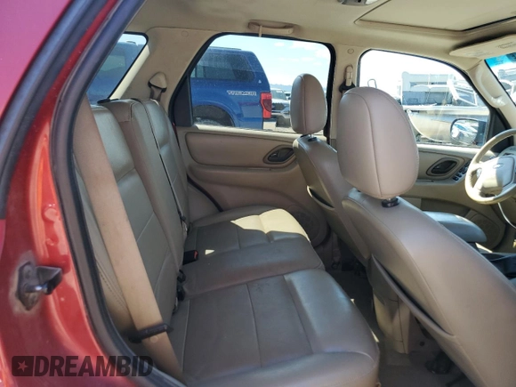 2005 Ford Escape XLT with VIN 1FMYU93115KD92087, listed as a Copart auction lot 61156264 with 193,475 mi miles and Clean Title. Bid and sale history available at DreamBid. Image 11.
