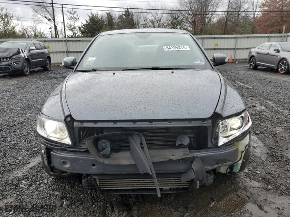 2011 Volvo S40 with VIN YV1672MS2B2541095, listed as a Copart auction lot 84199874 with 63,014 mi miles and Salvage Title. Bid and sale history available at carsss.com. Image 5.