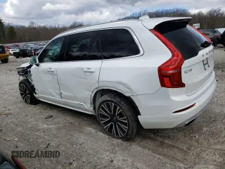 2020 Volvo XC90 Momentum with VIN YV4A221K3L1537726, listed as a Copart auction lot 48919765 with 60,763 mi miles and Salvage title. Bid and sale history available at DreamBid. Image 2.