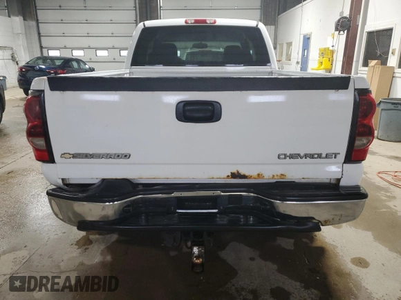2005 Chevrolet Silverado 1500 Z71 with VIN 1GCEK19Z55Z202021, listed as a Copart auction lot 54431745 with 226,516 mi miles and Clean Title. Bid and sale history available at carsss.com. Image 6.
