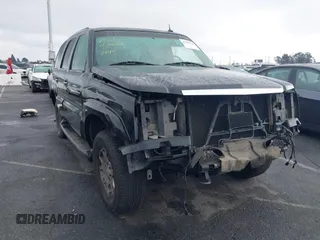 2003 Cadillac Escalade z VIN 1GYEK63NX3R280787, wystawiony jako IAAI lot #41209146 z przebiegiem Nie podano mil oraz . Historia ofert i sprzedaży dostępna na DreamBid. Obrazek 1.