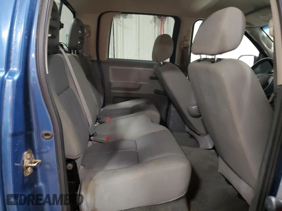 2006 Dodge Dakota ST z VIN 1D7HE28K06S598762, wystawiony jako Copart lot #55126075 z przebiegiem 175 492 mil mil oraz Szkoda całkowita • Salvage title. Historia ofert i sprzedaży dostępna na DreamBid. Obrazek 10.