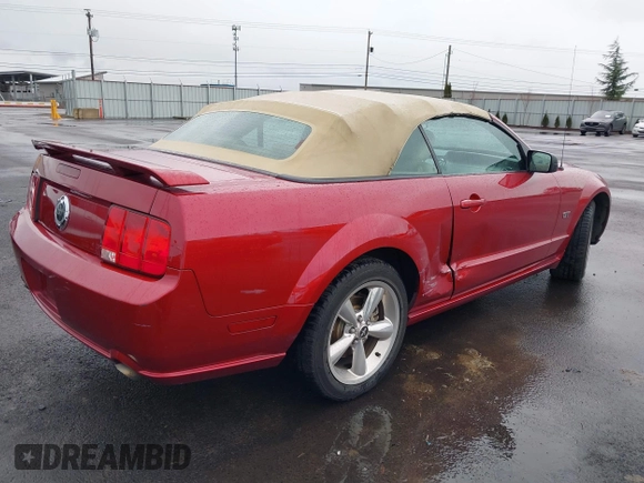 2006 Ford Mustang GT Deluxe with VIN 1ZVHT85H265254423, listed as a IAAI auction lot 41482622 with 122,049 mi miles. Bid and sale history available at carsss.com. Image 4.