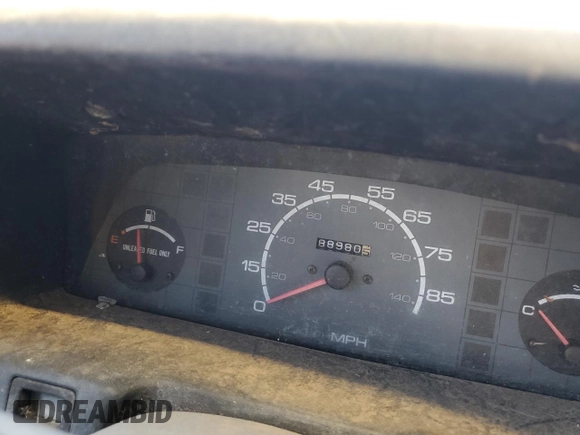 1990 Geo Metro z VIN 2C1MR2466L6018173, wystawiony jako Copart lot #72966054 z przebiegiem 88 980 mil mil oraz Szkody całkowita. Historia ofert i sprzedaży dostępna na DreamBid. Obrazek 9.