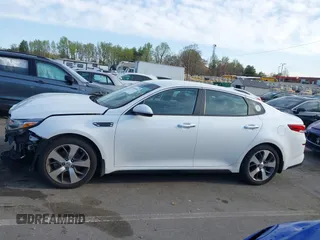 2020 Kia Optima LX with VIN 5XXGT4L36LG424207, listed as a IAAI auction lot 41909955 with 74,125 mi miles and . Bid and sale history available at carsss.com. Image 15.