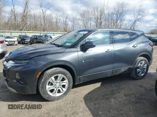 2021 Chevrolet Blazer LT z VIN 3GNKBHR45MS583713, wystawiony jako Copart lot #49769315 z przebiegiem 33 530 mil mil oraz Szkoda całkowita • Salvage title. Historia ofert i sprzedaży dostępna na DreamBid. Obrazek 1.