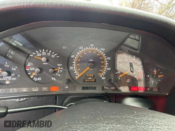 1995 Mercedes-Benz S 320 with VIN WDBGA32EXSA218724, listed as a Copart auction lot 88702025 with 162,400 mi miles and Clean Title. Bid and sale history available at DreamBid. Image 8.