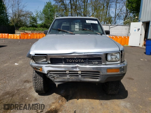 1991 Toyota Pickup DLX с VIN JT4VN13D2M5048913, выставлен на аукционе Copart как лот 54565315 с пробегом 284 115 миль миль и Списание • Salvage title. История ставок и продаж доступна на DreamBid. Изображение 5.