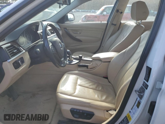2013 BMW 3 Series 320i xDrive with VIN WBA3C3C59DF981104, listed as a Copart auction lot 78804124 with Not provided miles and Salvage title. Bid and sale history available at DreamBid. Image 7.