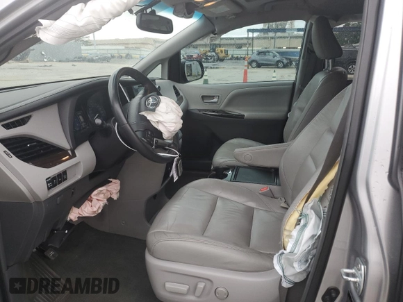 2017 Toyota Sienna XLE Auto Access Seat with VIN 5TDYZ3DC5HS836006, listed as a Copart auction lot 51231435 with 63,342 mi miles and Salvage Title. Bid and sale history available at DreamBid. Image 7.