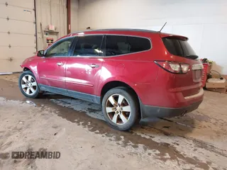 2014 Chevrolet Traverse LTZ z VIN 1GNKRJKD8EJ210990, wystawiony jako IAAI lot #41655601 z przebiegiem 218 804 mil mil oraz . Historia ofert i sprzedaży dostępna na DreamBid. Obrazek 3.