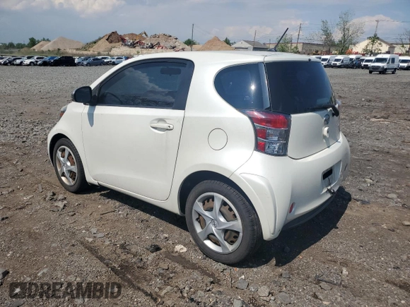 2012 Scion iQ z VIN JTNJJXB07CJ021400, wystawiony jako Copart lot #55720055 z przebiegiem 129 602 mil mil oraz Czysty tytuł • Clean title. Historia ofert i sprzedaży dostępna na DreamBid. Obrazek 2.
