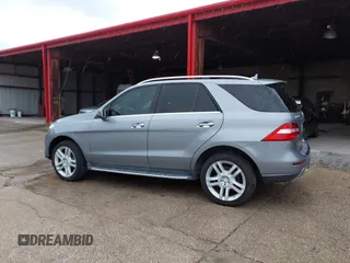 2015 Mercedes-Benz M 350 с VIN 4JGDA5JB1FA566890, выставлен на аукционе IAAI как лот 42114012 с пробегом 112 244 миль миль и . История ставок и продаж доступна на DreamBid. Изображение 14.