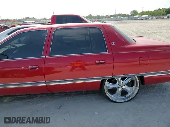 1995 Cadillac DeVille z VIN 1G6KD52B5SU263656, wystawiony jako Copart lot #83631284 z przebiegiem Nie podano mil oraz Szkoda całkowita • Salvage title. Historia ofert i sprzedaży dostępna na DreamBid. Obrazek 10.