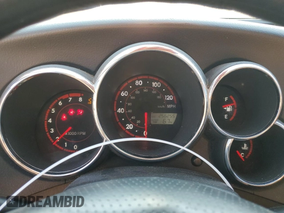 2007 Pontiac Vibe with VIN 5Y2SL65857Z428511, listed as a Copart auction lot 71582494 with 256,255 mi miles and Salvage Title. Bid and sale history available at carsss.com. Image 9.