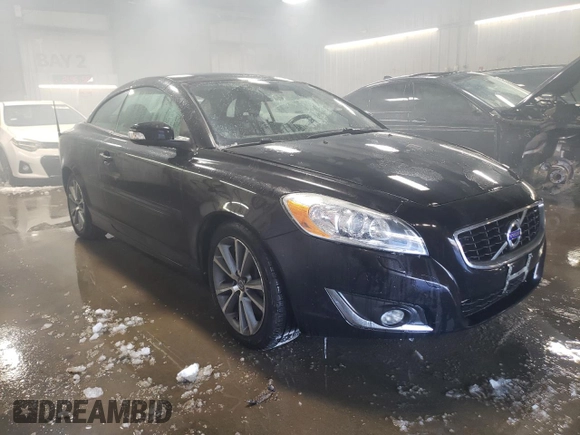 2013 Volvo C70 T5 with VIN YV1672MC6DJ138187, listed as a Copart auction lot 45564525 with 168,861 mi miles and Salvage Title. Bid and sale history available at carsss.com. Image 4.