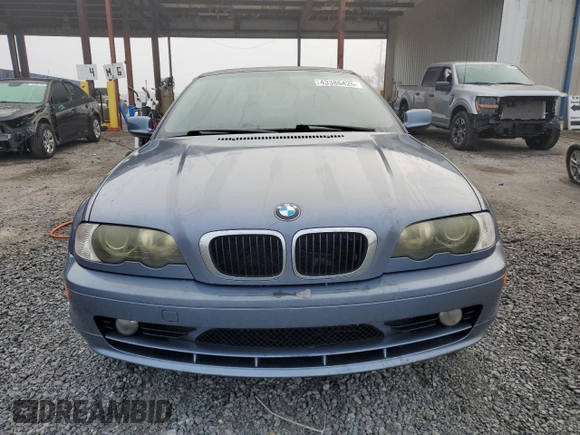 2002 BMW 3 Series 325Ci with VIN WBABS33402PG88045, listed as a Copart auction lot 43386425 with 167,588 mi miles and Salvage Title. Bid and sale history available at carsss.com. Image 5.