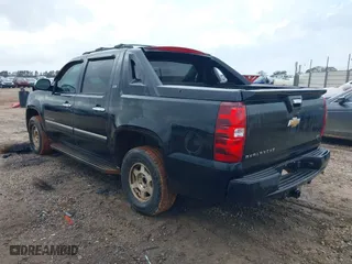 2011 Chevrolet Avalanche LTZ with VIN 3GNMCGE03BG300101, listed as a IAAI auction lot 41421743 with 240,692 mi miles. Bid and sale history available at carsss.com. Image 3.