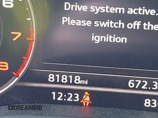 2018 Audi Q5 Premium Plus z VIN WA1BNAFY7J2231166, wystawiony jako IAAI lot #42048232 z przebiegiem 81 818 mil mil oraz . Historia ofert i sprzedaży dostępna na DreamBid. Obrazek 15.