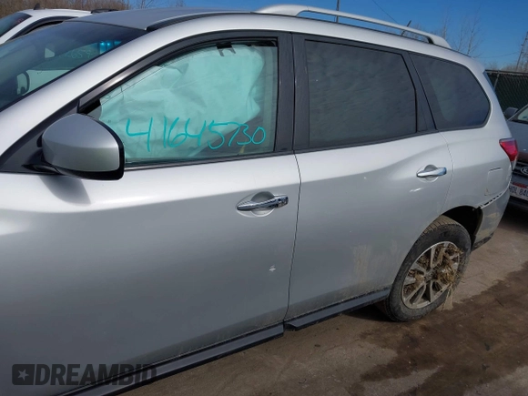2015 Nissan Pathfinder SV z VIN 5N1AR2MN6FC706632, wystawiony jako IAAI lot #41645730 z przebiegiem 130 647 mil mil oraz . Historia ofert i sprzedaży dostępna na DreamBid. Obrazek 14.