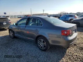 2006 Volkswagen Jetta 2.5L with VIN 3VWSG71K26M778607, listed as a Copart auction lot 88943105 with 143,066 mi miles and Salvage title. Bid and sale history available at DreamBid. Image 2.