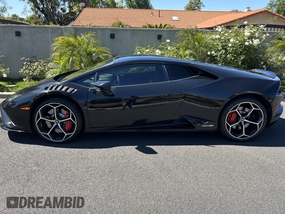 2021 Lamborghini Huracan z VIN ZHWUF5ZFXMLA16208, wystawiony jako IAAI lot #42254891 z przebiegiem 13 545 mil mil oraz . Historia ofert i sprzedaży dostępna na DreamBid. Obrazek 13.