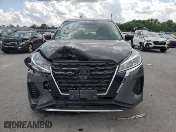 2023 Nissan Kicks S z VIN 3N1CP5BV6PL528219, wystawiony jako Copart lot #54319415 z przebiegiem 31 463 mil mil oraz Szkoda całkowita • Salvage title. Historia ofert i sprzedaży dostępna na DreamBid. Obrazek 5.